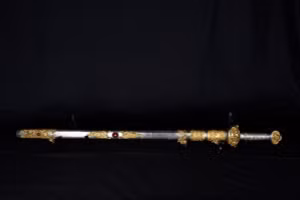 Thanh kiếm nhà đấu giá GWS Auctions (Mỹ) cho là của vua Thành Thái.