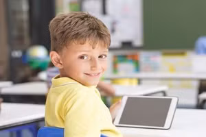 Học sinh TH Ireland sẽ học ngoại ngữ từ năm học 2021 - 2022.