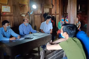 Hiện nay, các hộ dân bị nợ tiền ở Thẩm Phẩng chỉ biết làm đơn kiện Công ty THHH số 11 và chờ phán quyết của tòa án.