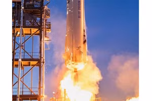 Tàu New Shepard sẽ có chuyến bay đầu tiên chở người vào ngày 20/7.