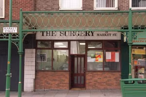 Phòng khám, nơi hàng trăm bệnh nhân chết dưới tay “bác sĩ tử thần”.