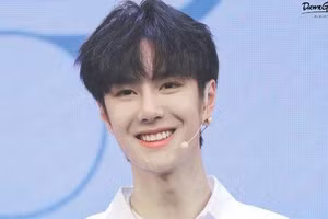 Xôn xao Vương Nhất Bác bị bắt gặp lái siêu xe hẹn hò với bạn gái giàu có