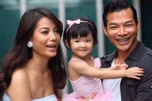 Ly hôn Trương Ngọc Ánh, Trần Bảo Sơn chính thức khoe con gái với vợ thứ 2