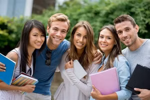 Australia thu hút đông đảo sinh viên quốc tế.