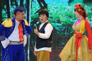 Là danh hài giàu có nhất showbiz, vì sao không ai dám vay tiền Xuân Hinh?