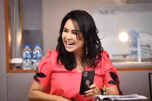 Diva Thanh Lam: Yêu bác sĩ, tôi đã khóc nhiều lần