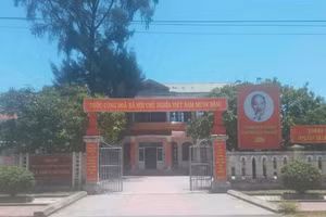 Trụ sở UBND và Công an xã Điền Hương, huyện Phong Điền - nơi xảy ra vụ việc. (Ảnh: Đ.Thành).