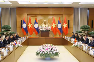 Việt Nam luôn dành ưu tiên cao nhất cho quan hệ truyền thống đặc biệt Việt-Lào 