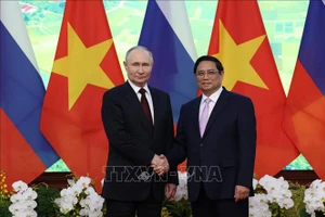 Thủ tướng Phạm Minh Chính hội kiến Tổng thống Liên bang Nga Vladimir Putin