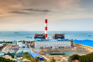 Điện lực Dầu khí Hà Tĩnh nằm top 10 doanh nghiệp nộp thuế lớn nhất địa phương