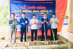 Khởi công xây nhà nhân ái cho hộ dân tại xã Sơn Tiến, Hương Sơn, Hà Tĩnh.