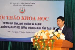 Giám đốc Sở GD&ĐT Phạm Đăng Khoa phát biểu khai mạc Hội thảo.