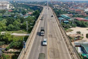 Lý do chuyên gia Nga từ chối sửa mặt cầu Thăng Long