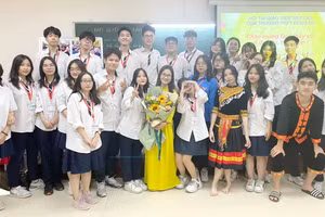 Một lớp học của Trường THPT Hoàng Cầu. Ảnh: NTCC.