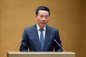 Bộ trưởng Bộ Thông tin và Truyền thông Nguyễn Mạnh Hùng.