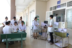 Trường ĐH Lạc Hồng tạo mọi điều kiện để sinh viên có thể cọ xát trực tiếp với công việc.