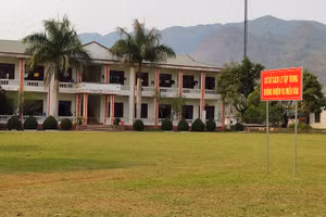 Khu cách ly Trường Quân sự tỉnh Lai Châu.