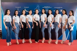 Trao sash chính thức cho Top 50 thí sinh Hoa hậu Biển đảo Việt Nam 2022