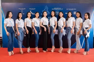 Trao sash chính thức cho Top 50 thí sinh Hoa hậu Biển đảo Việt Nam 2022