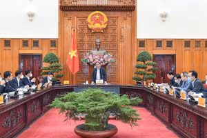 Thủ tướng Phạm Minh Chính làm việc với Đại học Quốc gia Hà Nội.