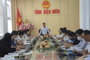 Ông Phạm Đức Toàn, Phó Chủ tịch Thường trực UBND tỉnh Điện Biên phát biểu chỉ đạo.