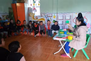 340 cán bộ, nhà giáo có hoàn cảnh đặc biệt được nhận quà Tết dịp này. Ảnh minh họa.