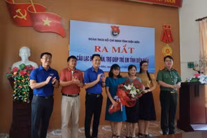 Tỉnh đoàn Điện Biên ra mắt CLB tư vấn, trợ giúp trẻ em.