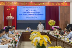 Lãnh đạo TP. Điện Biên Phủ cam kết xử lý nghiêm cán bộ "làm khó" người dân, doanh nghiệp.