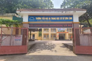 Trường Tiểu học và THCS Sơn Lĩnh.