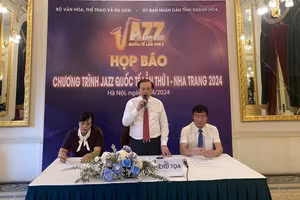 Liên hoan quốc tế nhạc Jazz lần thứ I do Bộ VH,TT&DL phối hợp với UBND tỉnh Khánh Hòa tổ chức.