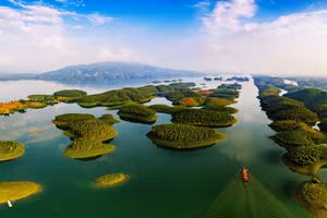 Đến năm 2040, toàn Khu du lịch Quốc gia hồ Thác Bà trở thành một trung tâm du lịch. Ảnh: INT.