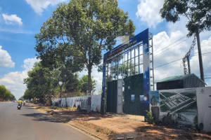 Dự án Khu đô thị dịch vụ Tân An (TP Buôn Ma Thuột) do Công ty VN Đà Thành triển khai nay bỏ hoang. Ảnh: TT