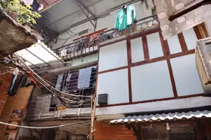 Căn nhà trọ chật hẹp của vợ chồng chị Trần Thị Hà Giang và anh Trần Trung Kiên.