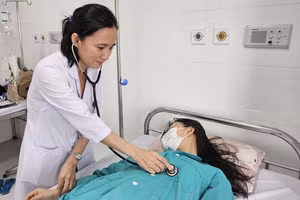 Ngộ độc thực phẩm ở thai phụ thường nghiêm trọng hơn so với các trường hợp thông thường. Ảnh minh họa