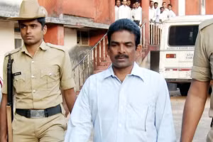 Mohan Kumar bị bắt vào tháng 10/2009 tại bang Karnataka.