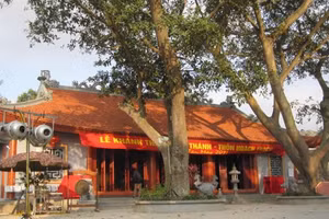 Nghè làng Hoạch Trạch.