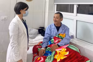 Người bệnh hồi phục nhanh chóng sau ca nội soi điều trị ung thư sớm tại Bệnh viện 19-8 (Bộ Công an). Ảnh: BSCC