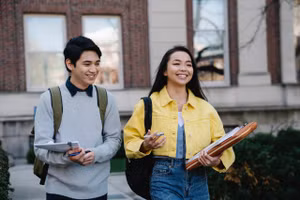 Giới nhà giàu châu Á muốn con học tại các trường tốt trong khu vực.