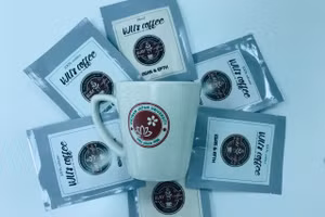 Sản phẩm cà phê túi lọc của nhóm nghiên cứu.