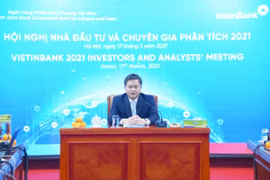 Ông Lê Đức Thọ - Uỷ viên BCH Trung ương Đảng, Bí thư Đảng ủy, Chủ tịch HĐQT VietinBank phát biểu tại Hội nghị.