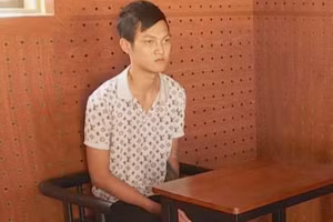 Lê Trung Kiên làm việc với cơ quan Công an. (Ảnh: TT)