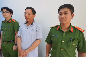 Nguyễn Khắc Hùng, nguyên Chủ tịch Xã Ea Huar bị bắt tạm giam. (Ảnh: SĐ)