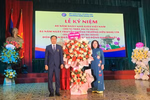 Trường Hữu nghị T78 kỷ niệm Ngày nhà giáo Việt Nam và 65 năm Ngày truyền thống.