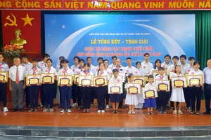 An Giang trao giải 31 sản phẩm Cuộc thi Sáng tạo thanh thiêu niên, nhi đồng lần XI năm 2022.