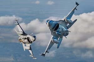 Máy bay F16 tham gia cuộc tập trận "Che chắn đường không" của NATO ở miền trung Ba Lan ngày 12/10.