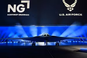 Máy bay ném bom tàng hình chiến lược mới B-21 Raider