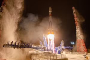  Nga phóng vệ tinh quân sự vào không gian.