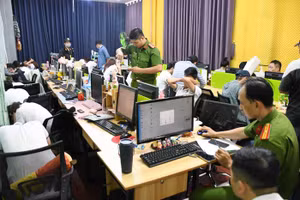 Cơ quan công an khám xét trụ sở Công ty Luật Pháp Việt.