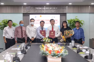 Hai bên vui mừng với hợp tác đạt được