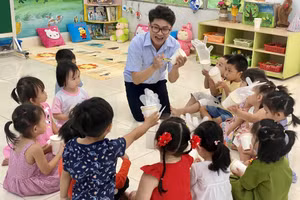 Thầy Thái Hồng Duy Trường Mầm non 19/5 (Quận 1, TPHCM). Ảnh minh họa: INT 